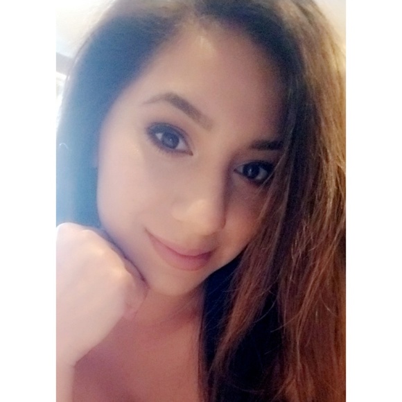 karinazambrano